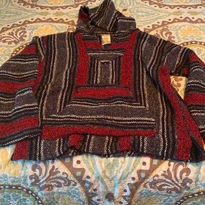 Kids pullover Baji hoodie in euc size M